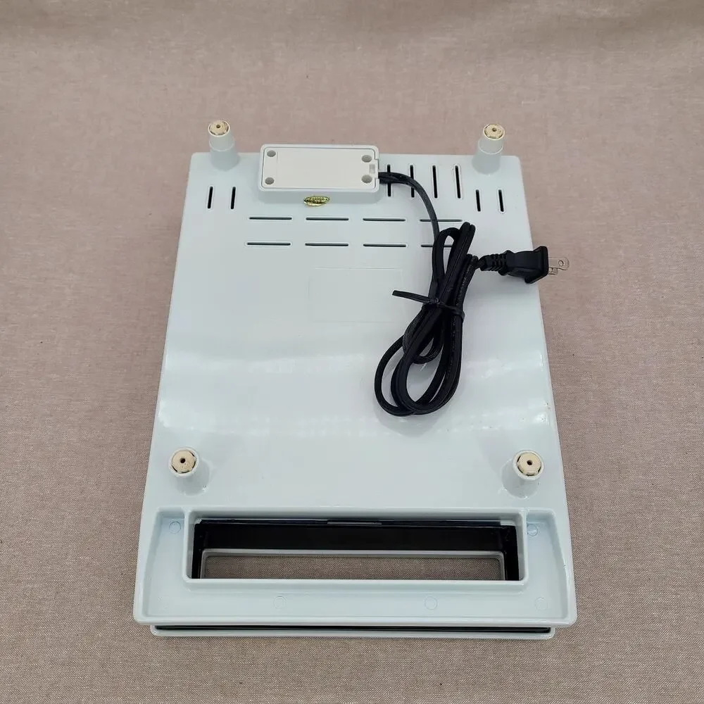 Black & Decker Pronty Arepa AM100 Arepa Maker RARE Tested & Works